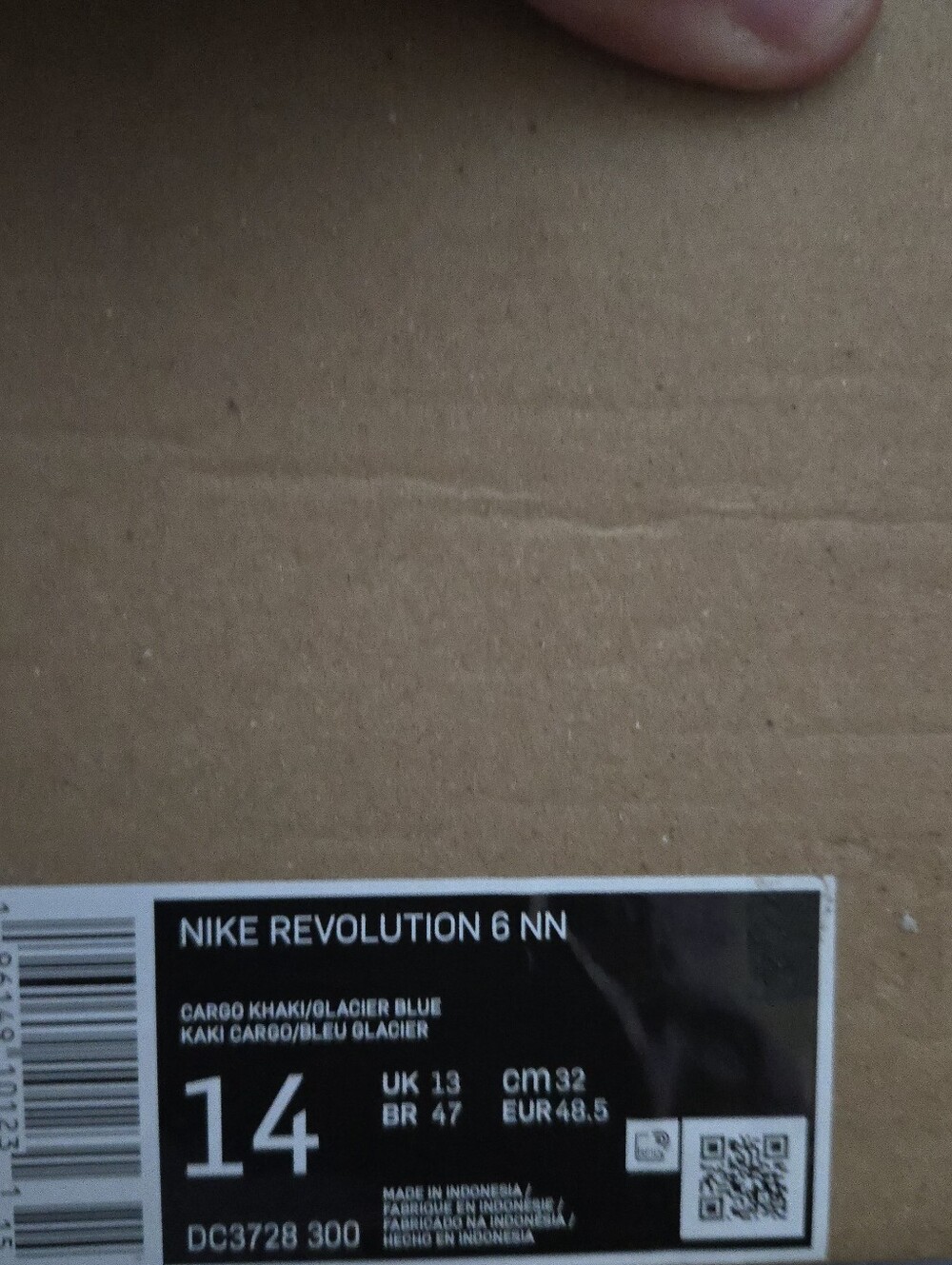 Nike Revolution 6 NN M3n Size 14 Green And White Running Shoe 1026 - Picture 8 of 8